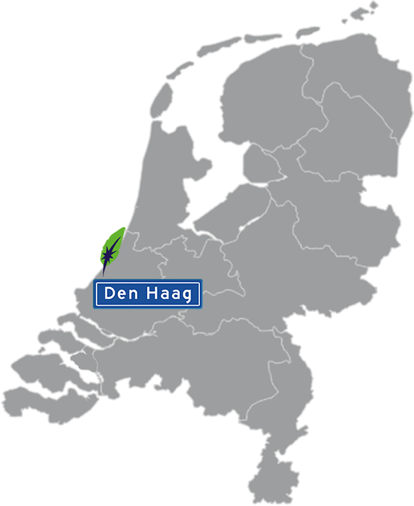 Grijze kaart van Nederland met Den Haag aangegeven voor maatwerk taalcursus Duits zakelijk - blauw plaatsnaambord met witte letters en Dagnall veer - transparante achtergrond - 600 * 733 pixels
